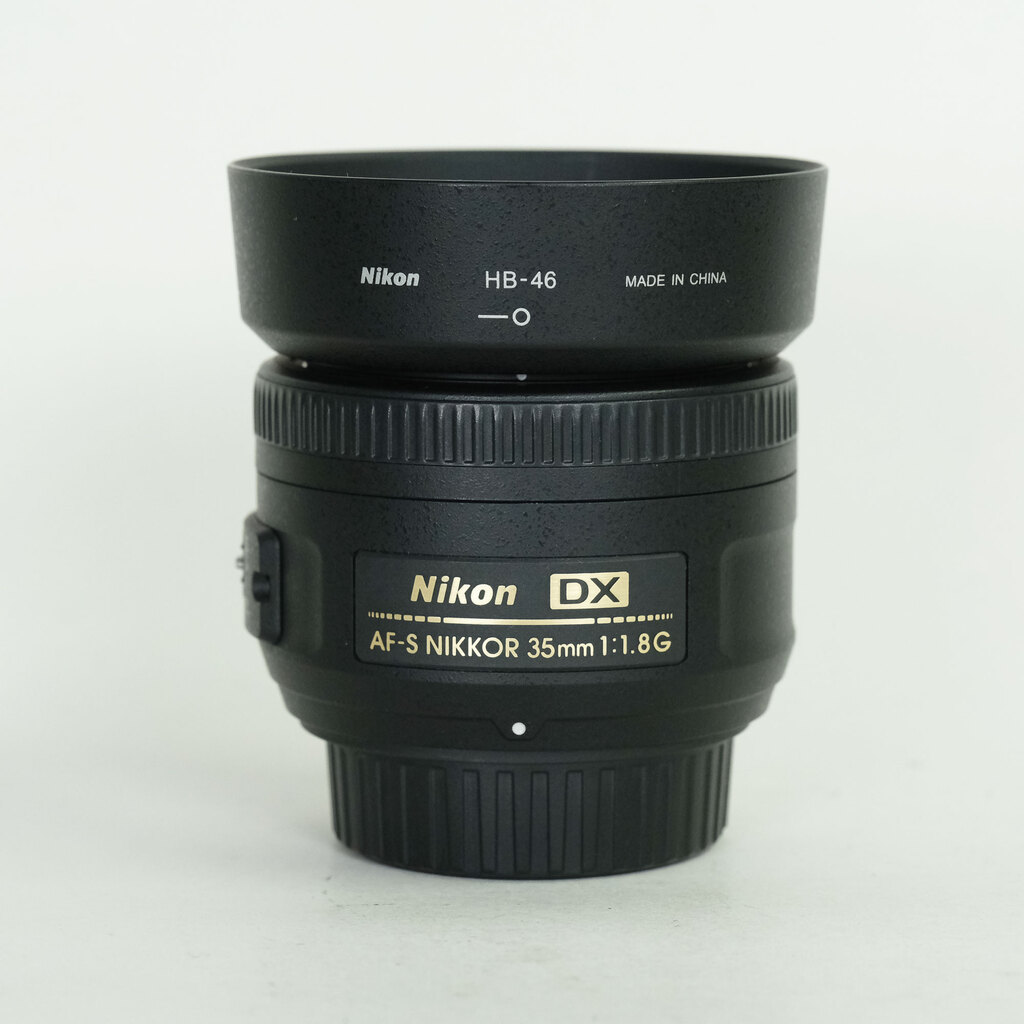 Nikon AF-S DX NIKKOR 35mm f/1.8G Nikon AF-S DX NIKKOR 35mm f/1.8G
