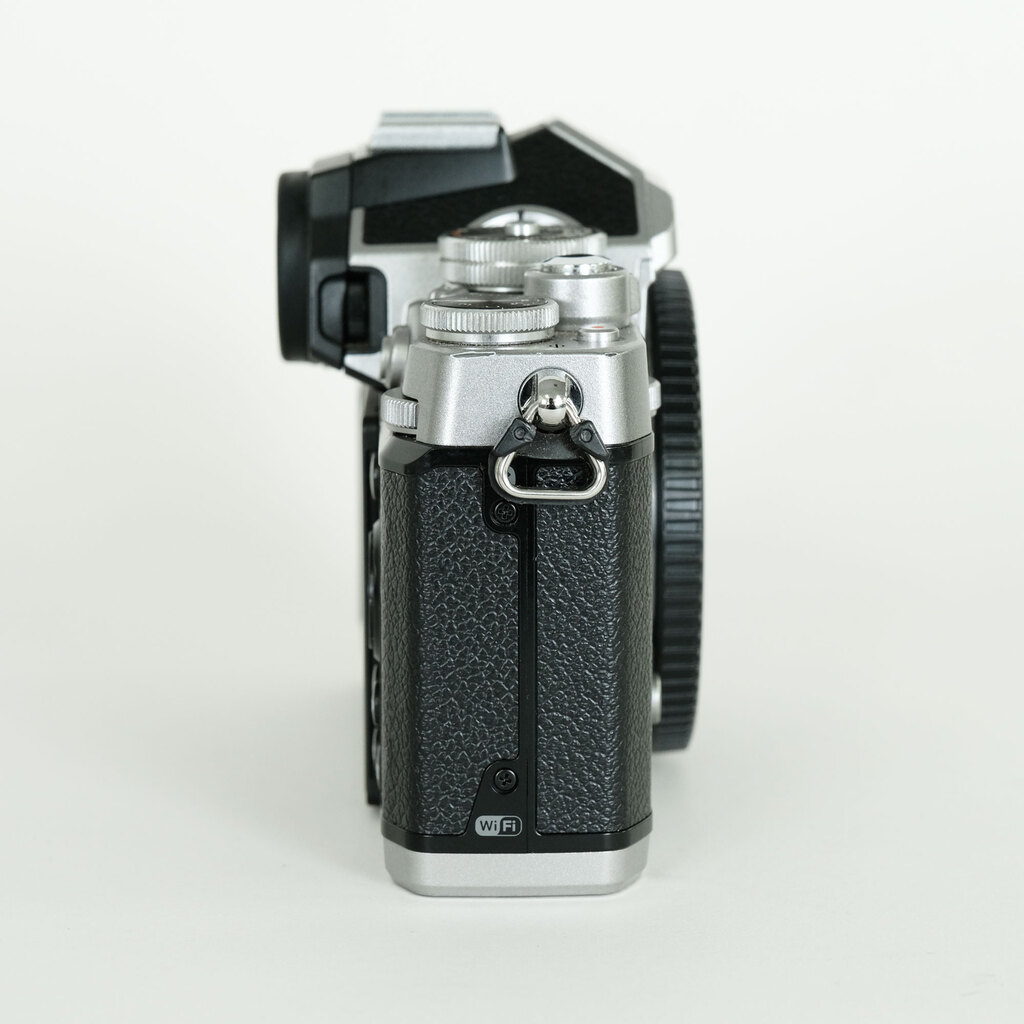 Nikon Z fcの出品 | ONE SCENE（ワンシーン）