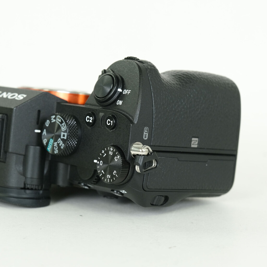 SONY α7 III(ILCE-7M3) SONY α7 III(ILCE-7M3)