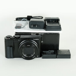 Panasonic LUMIX DMC-TX1