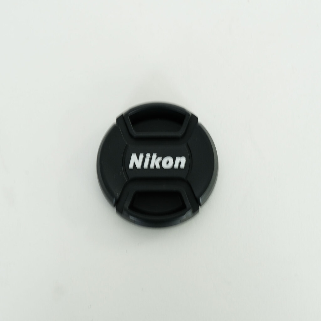 Nikon AF-S DX NIKKOR 18-55mm F3.5-5.6 G VR