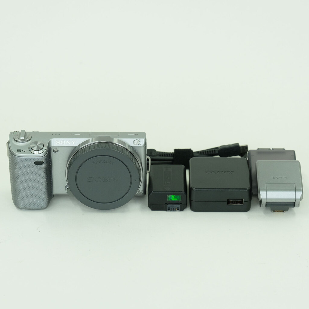 SONY α NEX-5N ボディ シルバー SONY α NEX-5N ボディ シルバー
