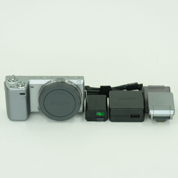 SONY α NEX-5N ボディ シルバー SONY α NEX-5N ボディ シルバー