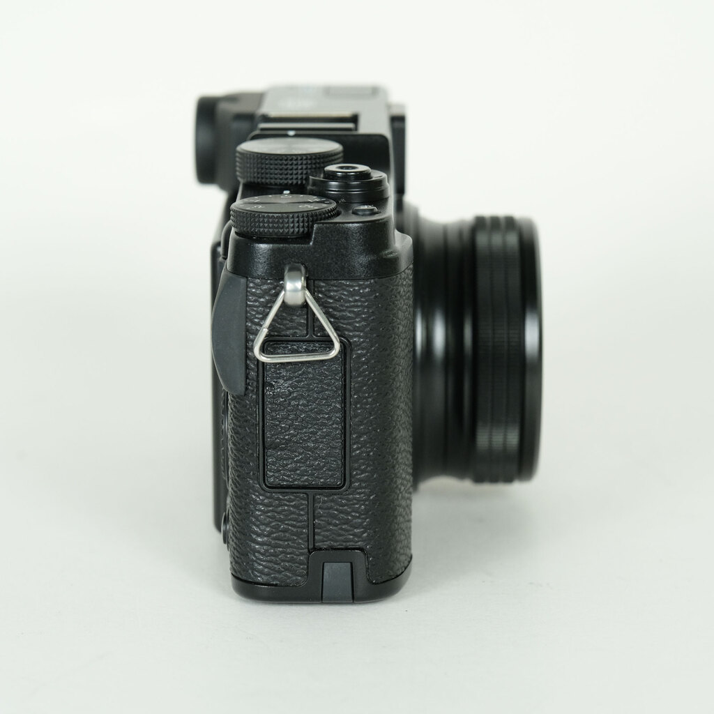 FUJIFILM X10 ブラック