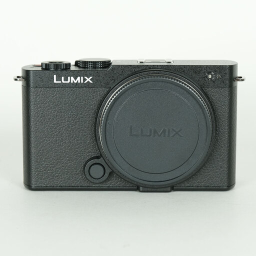 Panasonic LUMIX DC-S9