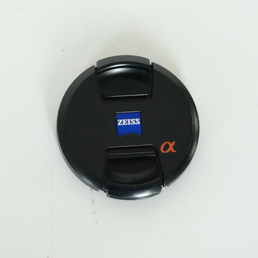 SONY Vario-Sonnar T＊ DT 16-80mm F3.5-4.5 ZA SAL1680Z