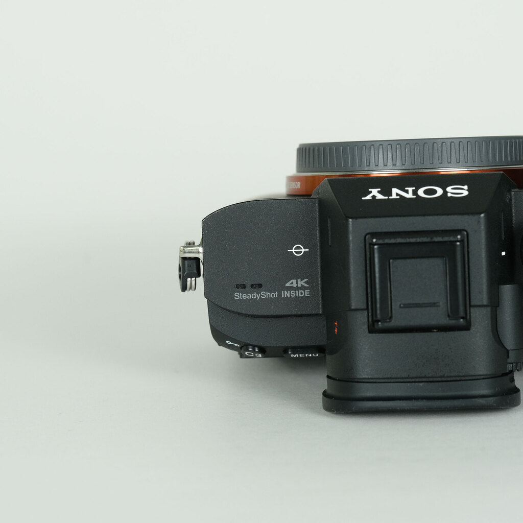 SONY α7 III（ILCE-7M3）の出品 | ONE SCENE（ワンシーン）