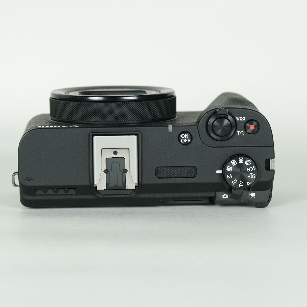 ※今週土曜までの出品【美品】Canon PowerShotV1 Canon PowerShot V1の出品 | ONE SCENE（ワンシーン）