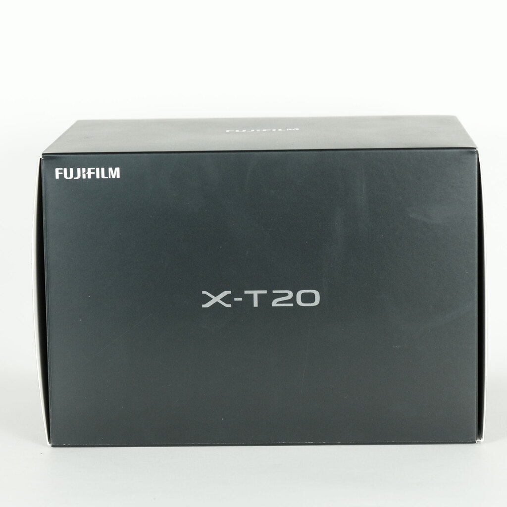 FUJIFILM X-T20