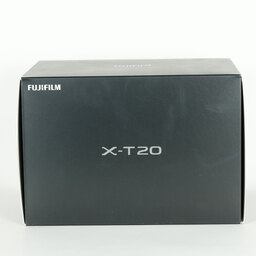 FUJIFILM X-T20