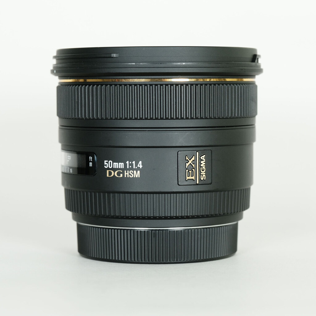 SIGMA 50mm F1.4 EX DG HSM (キヤノンEF用)