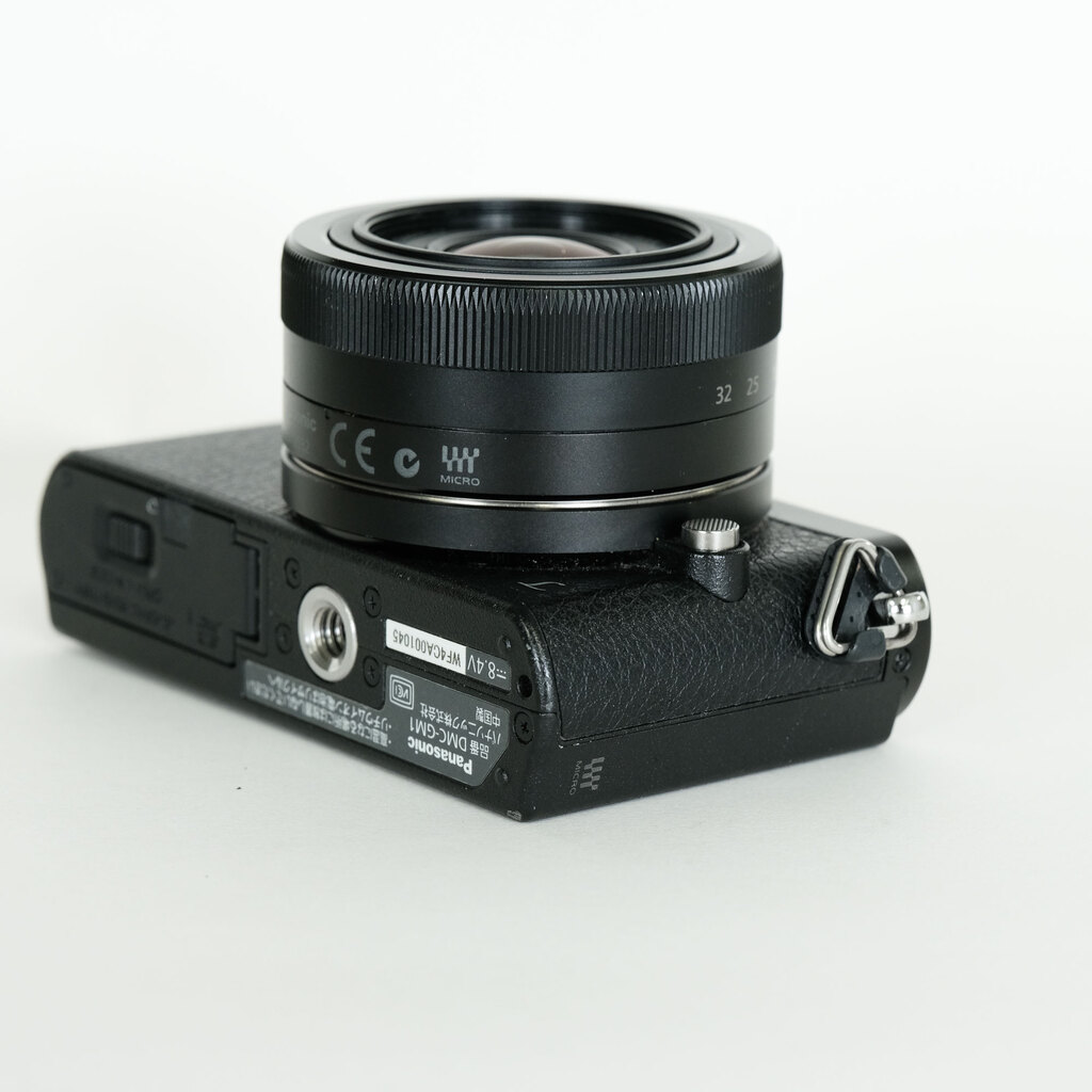 Panasonic LUMIX DMC-GM1Kレンズキット ブラック