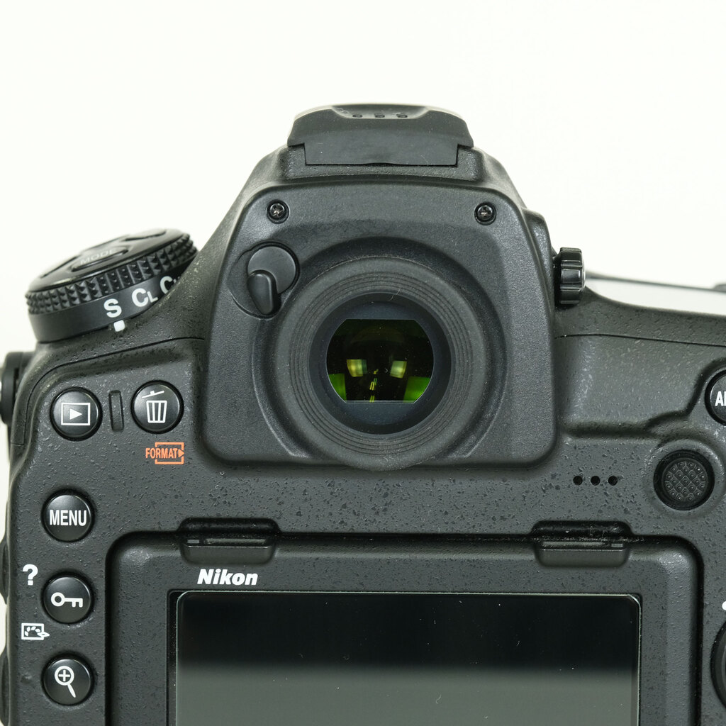 Nikon D850