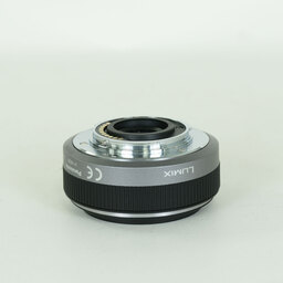 Panasonic LUMIX G 20mm F1.7 ASPH. H-H020 Panasonic LUMIX G 20mm F1.7 ASPH. H-H020