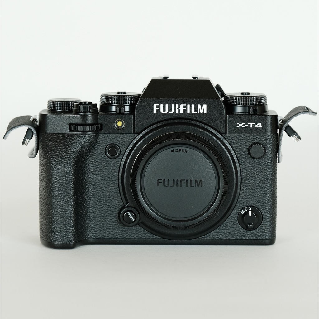 FUJIFILM X-T4