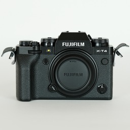 FUJIFILM X-T4