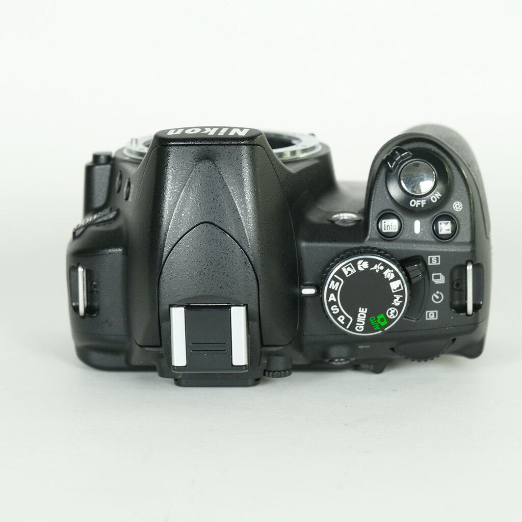 Nikon D3100 ボディ
