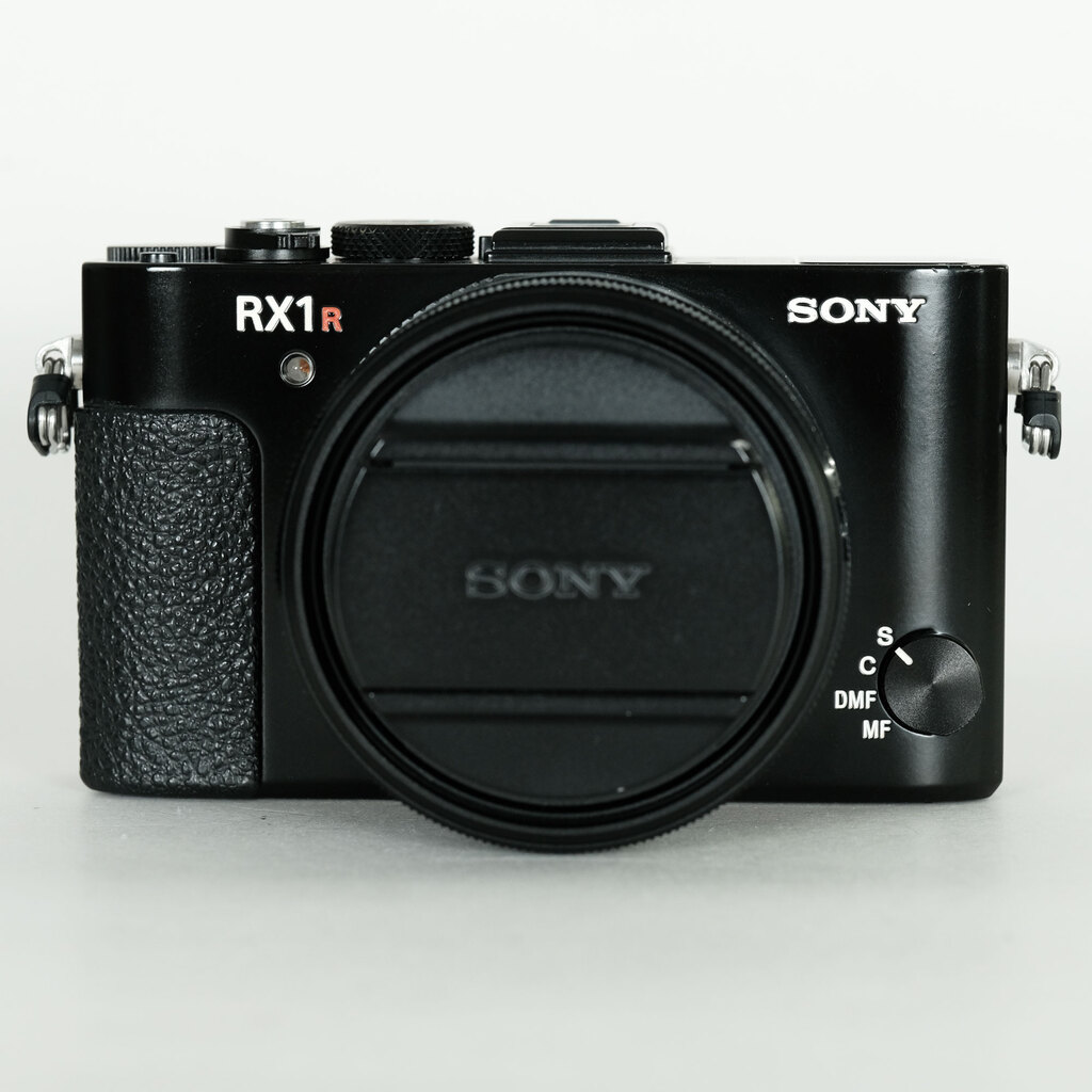 SONY Cyber-shot DSC-RX1RM2