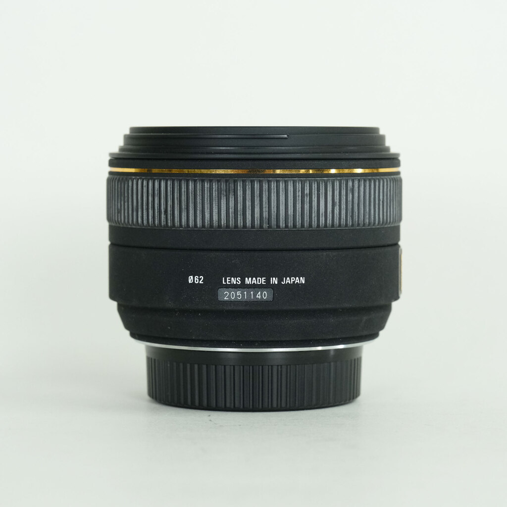 SIGMA 30mm F1.4EX DC HSM (ニコンF用)