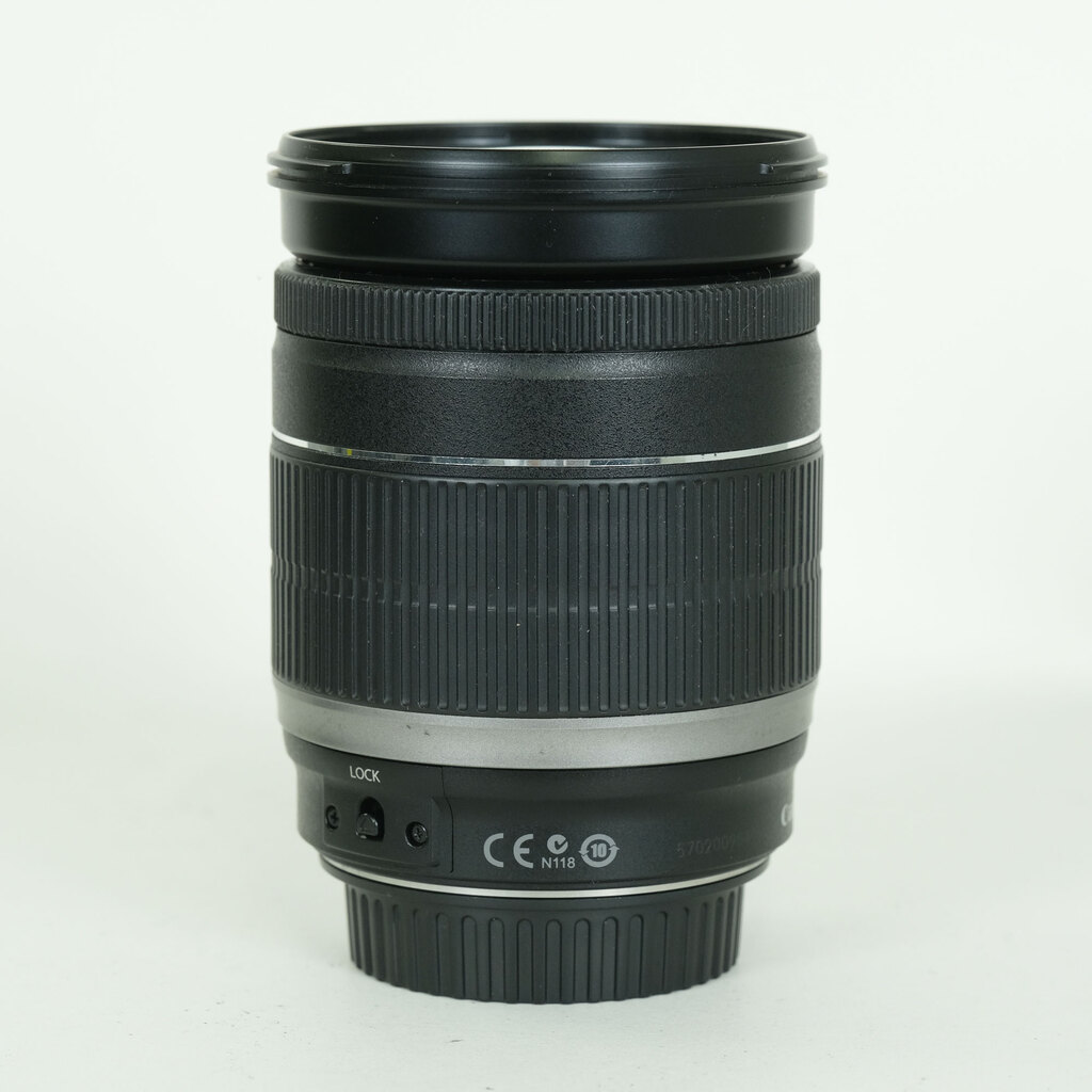 Canon EF-S18-200mm F3.5-5.6 IS Canon EF-S18-200mm F3.5-5.6 IS