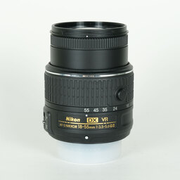 Nikon AF-S DX NIKKOR 18-55mm f3.5-5.6G VR II