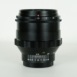 TTArtisan 75mm F1.5 ぐるぐるボケレンズ [M42用]