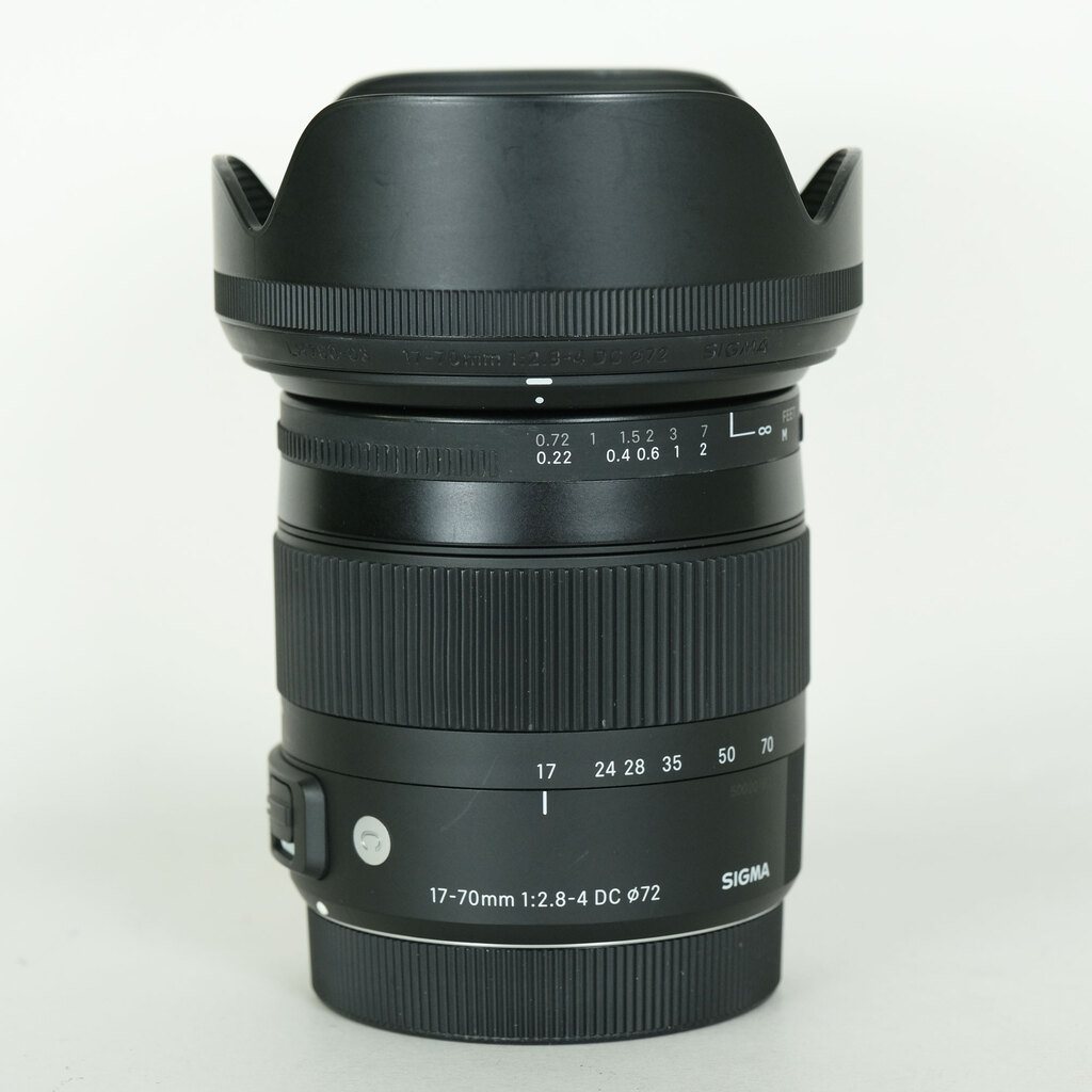 SIGMA 17-70mm F2.8-4 DC MACRO OS HSM | Contemporary [キヤノンEF用]