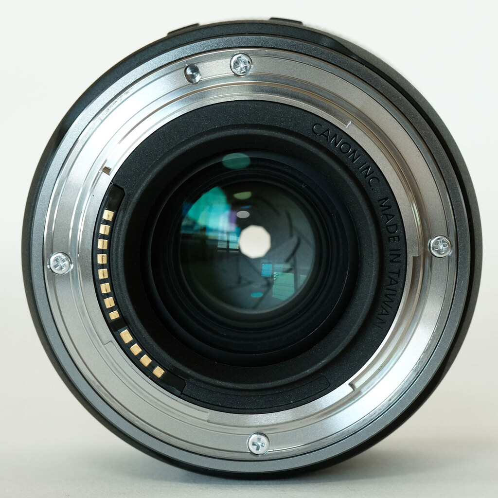 Canon RF24mm F1.8 MACRO IS STM