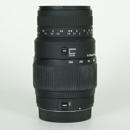 SIGMA 70-300mm F4-5.6 DG MACRO [キヤノンEF用]