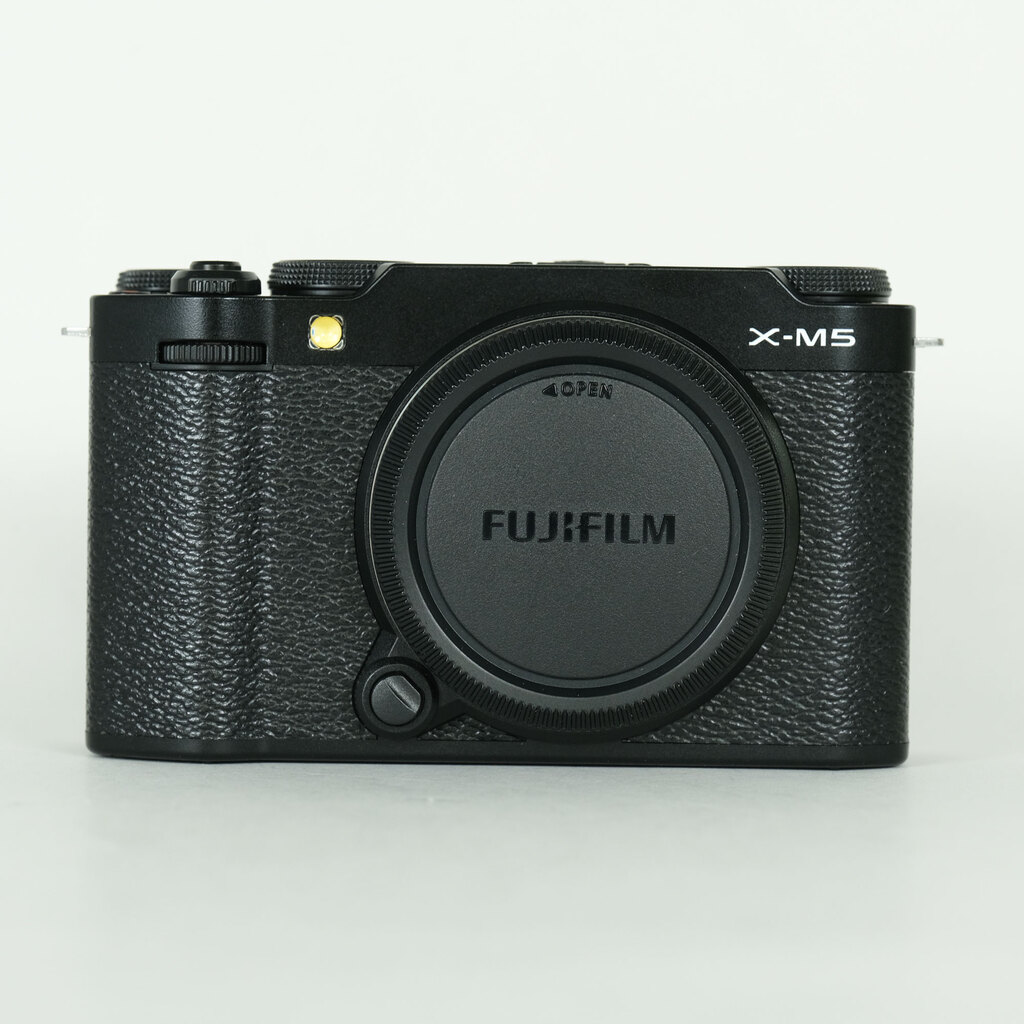 FUJIFILM X-M5 ボディ 中古価格比較 - 価格.com