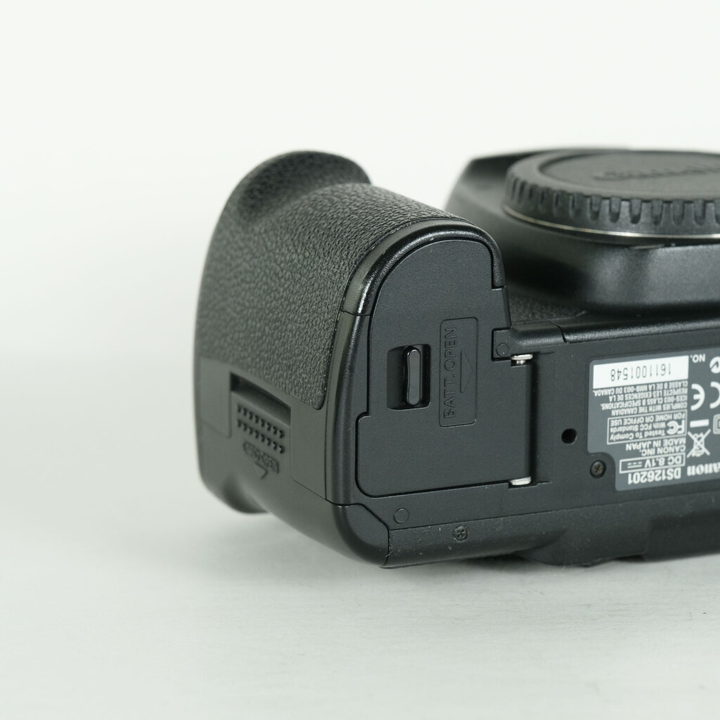 良品★Canon EOS 5D MarkII ボディ #1020 Canon EOS 5D MarkII ボディの出品 | ONE SCENE（ワンシーン）