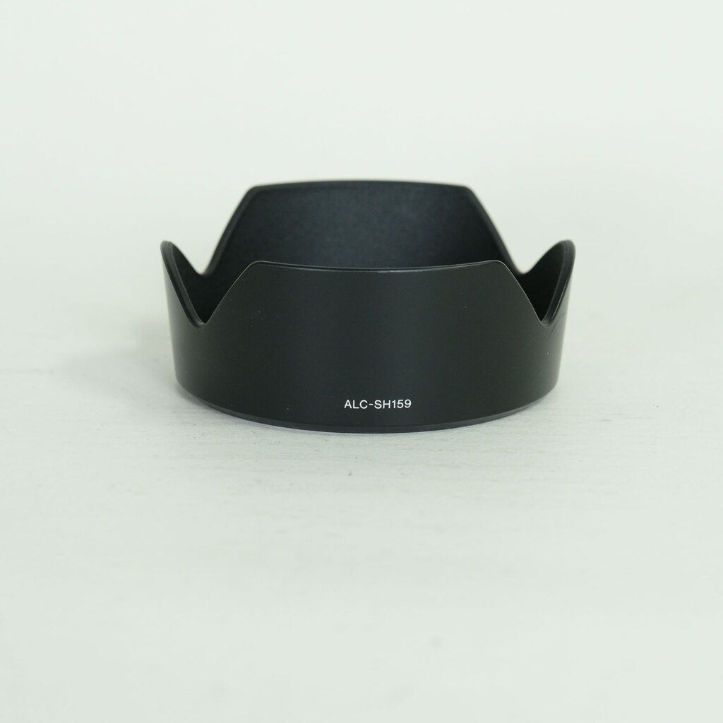 SONY FE 35mm F1.8 SEL35F18F SONY FE 35mm F1.8 SEL35F18F