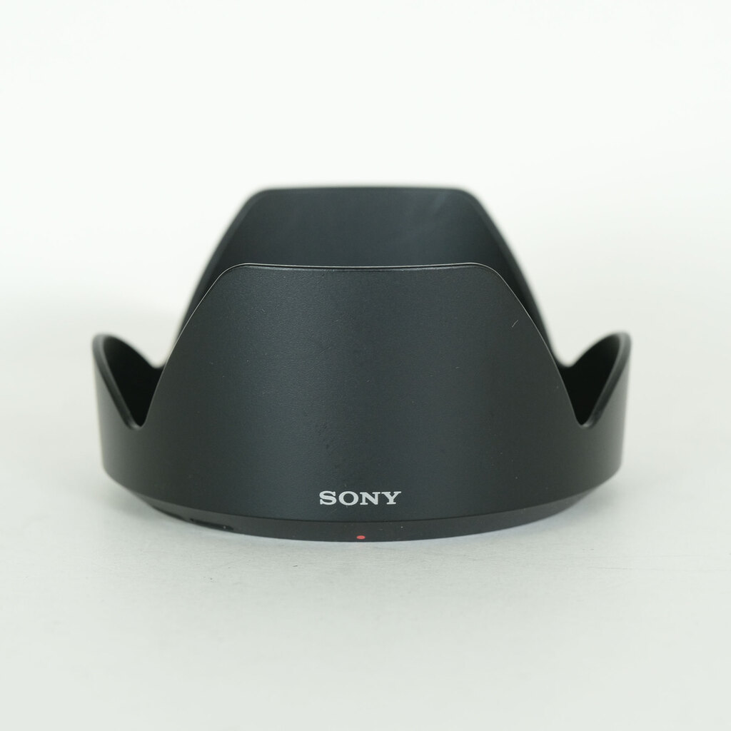 SONY FE 24-240mm F3.5-6.3 OSS SEL24240