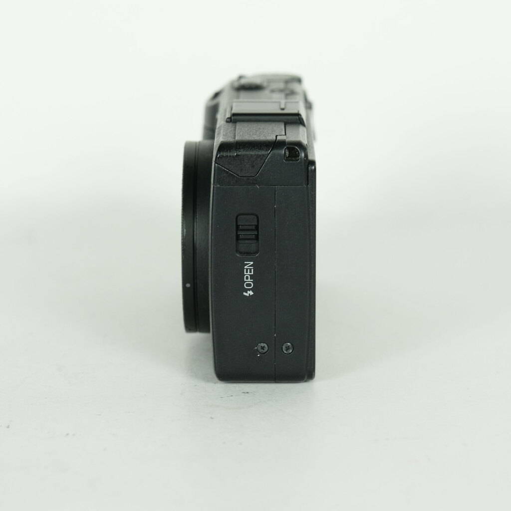 RICOH GR DIGITAL IVの出品 | ONE SCENE（ワンシーン）