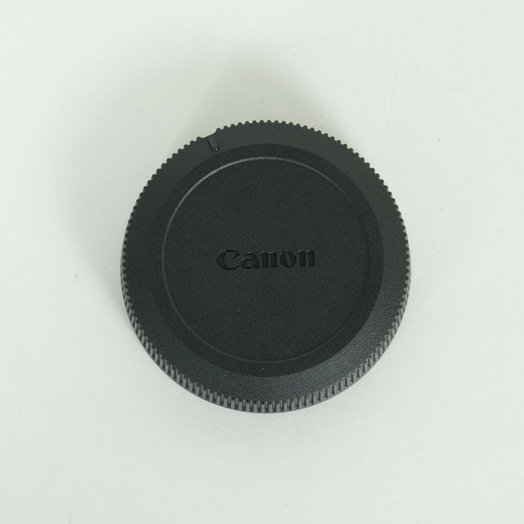 Canon RF28mm F2.8 STM