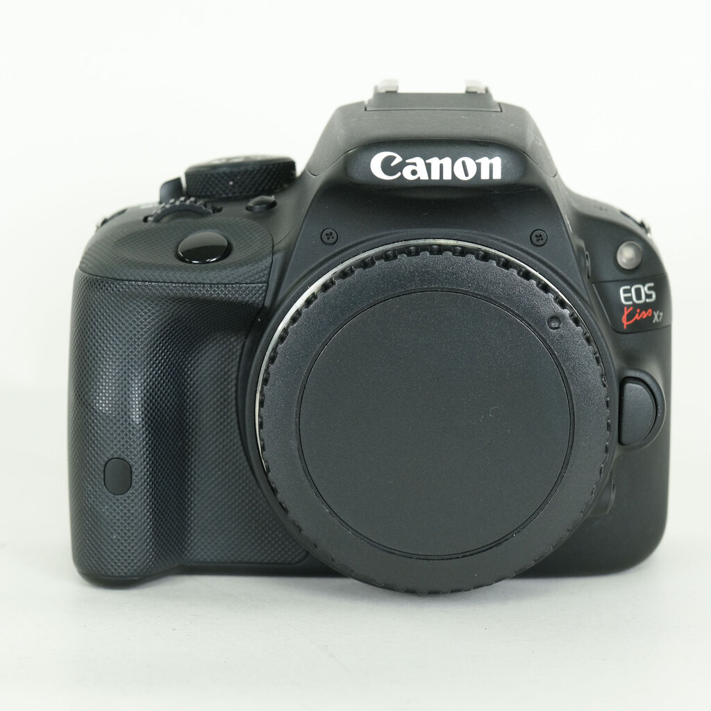 Canon EOS Kiss X7