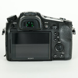 SONY Cyber-shot DSC-RX10M4