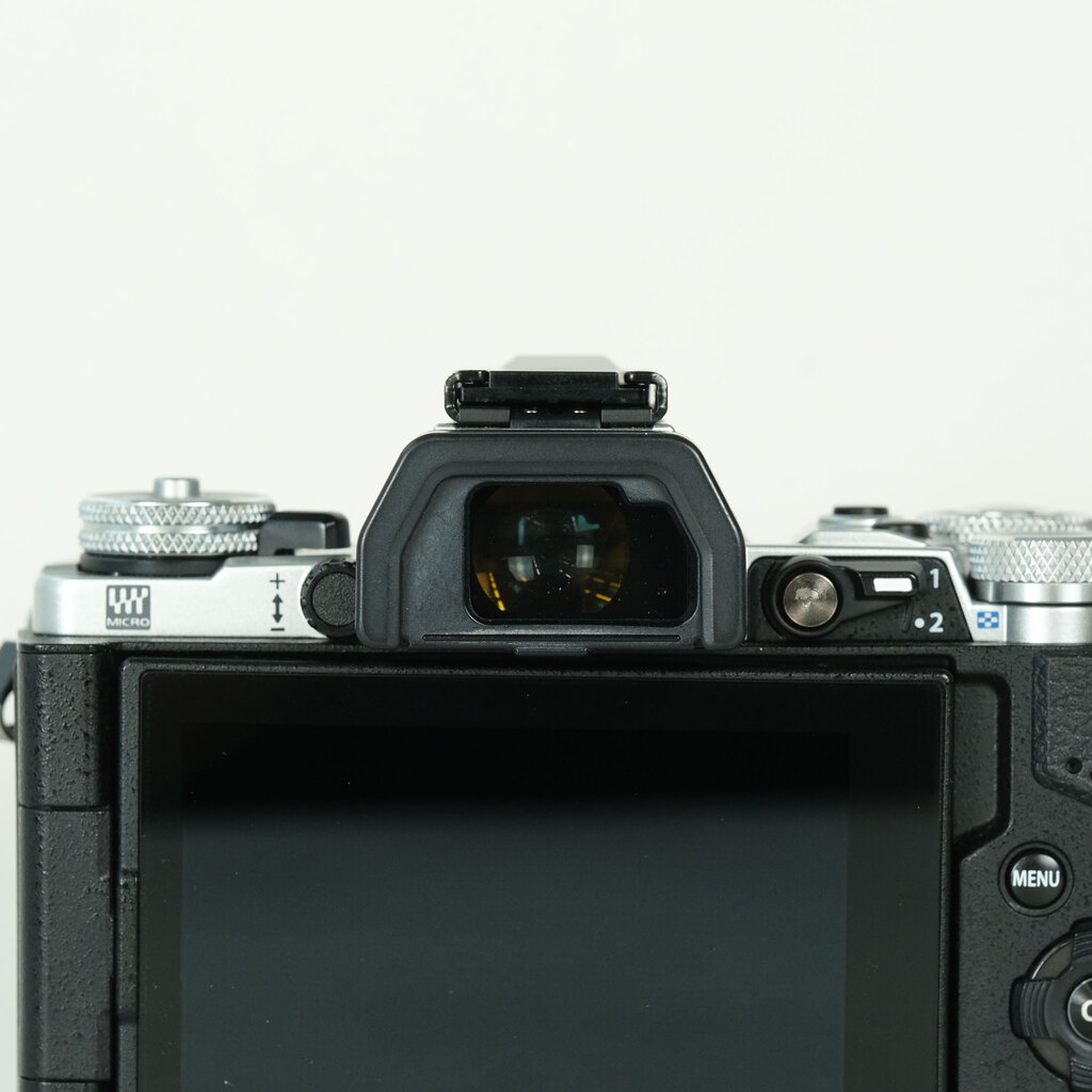 OLYMPUS OM-D E-M5 Mark IIの出品 | ONE SCENE（ワンシーン）