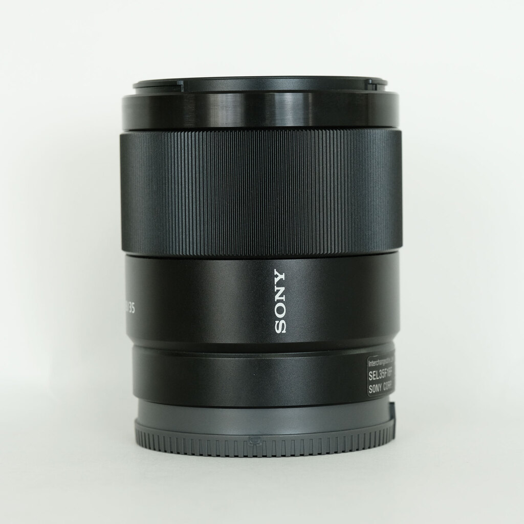 SONY FE 35mm F1.8 SEL35F18F SONY FE 35mm F1.8 SEL35F18F