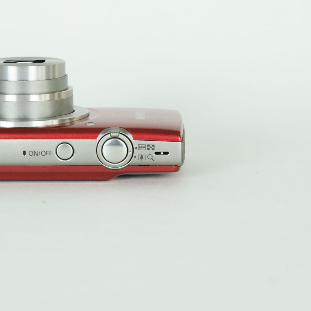 Canon IXY 200 レッド