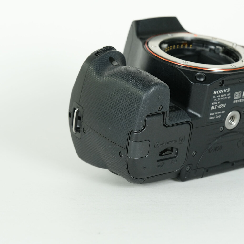 SONY α55（SLT-A55V）の出品 | ONE SCENE（ワンシーン）