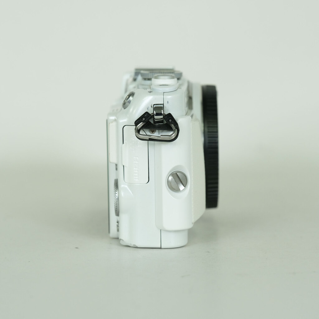 OLYMPUS PEN Lite E-PL6 ボディ ホワイト