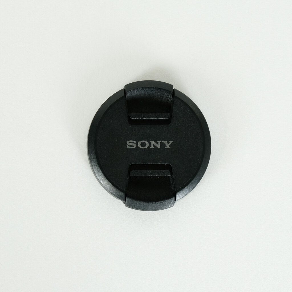 SONY E 18-135mm F3.5-5.6 OSS SEL18135