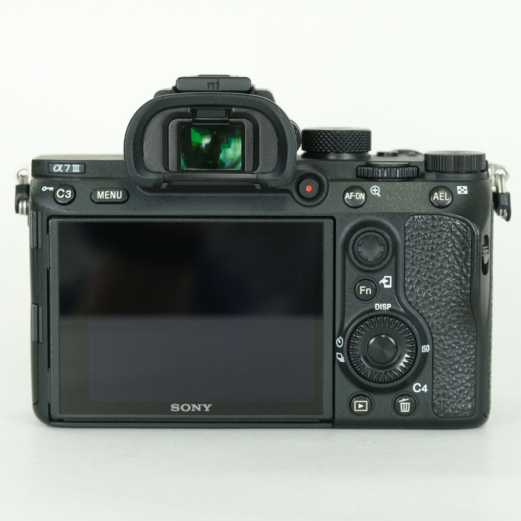 SONY α7 III(ILCE-7M3) SONY α7 III(ILCE-7M3)