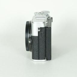 OLYMPUS PEN E-P7