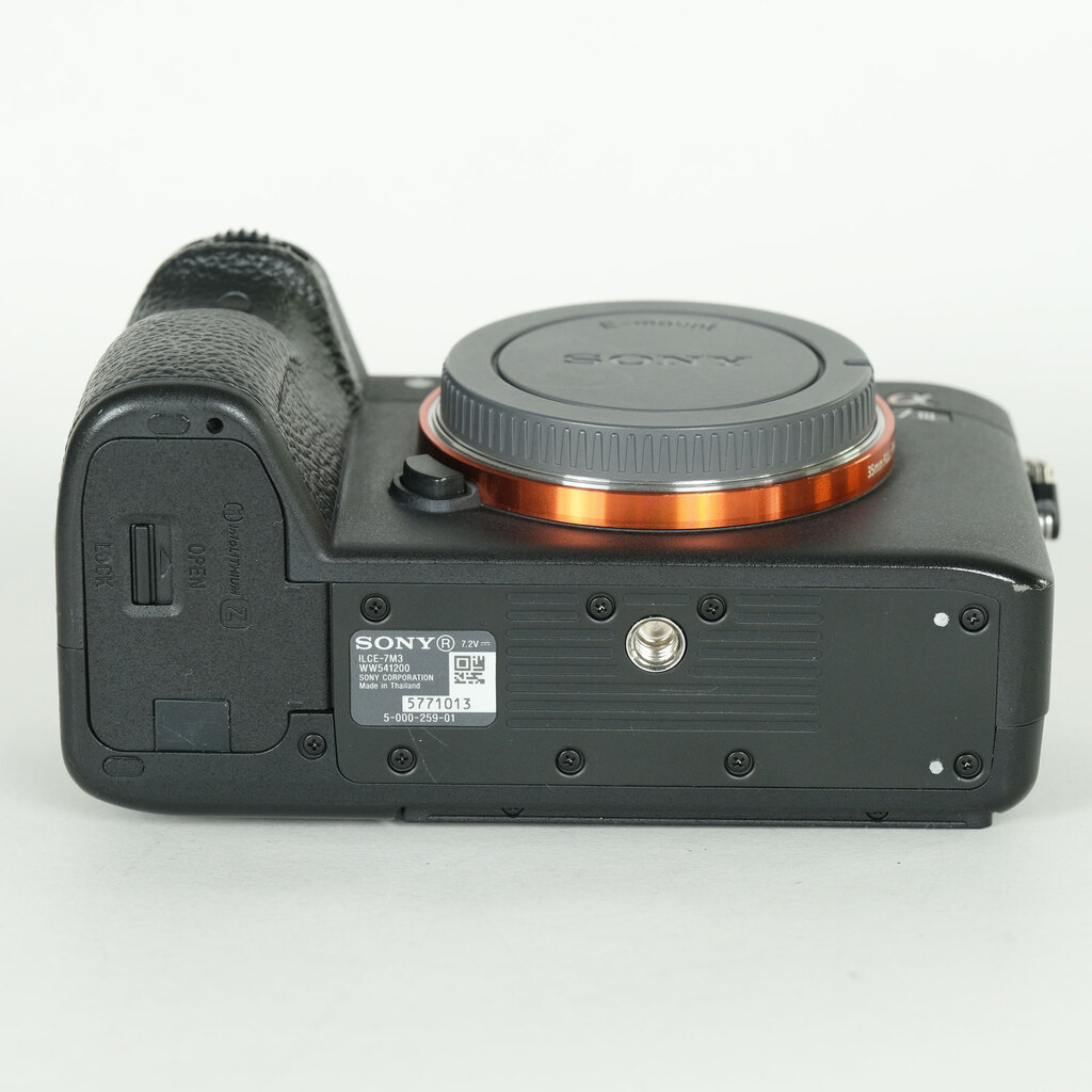 SONY α7 III（ILCE-7M3）