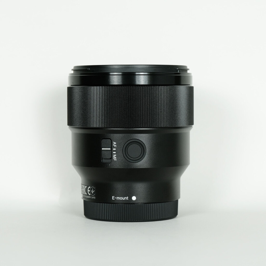 SONY FE 85mm F1.8 SEL85F18
