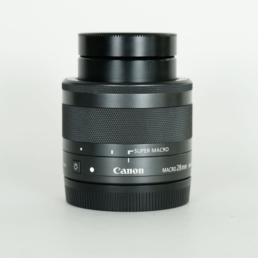 Canon EF-M28mm F3.5 マクロ IS STM