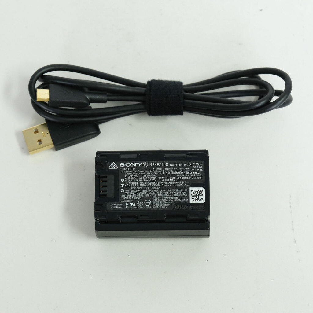 SONY α7 III(ILCE-7M3) SONY α7 III(ILCE-7M3)