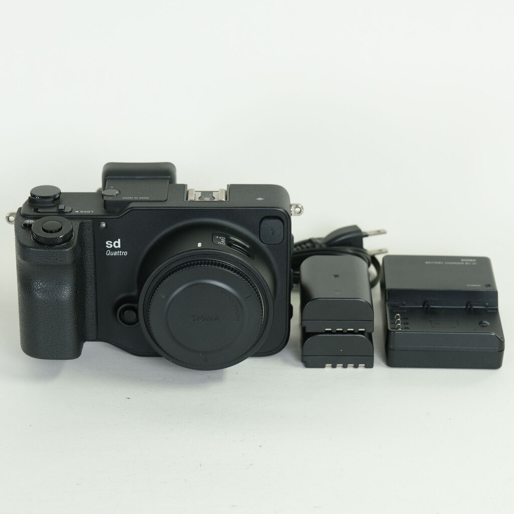 SIGMA sd Quattro